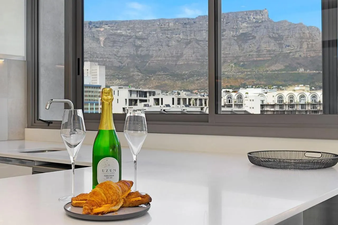 Διαμέρισμα 702 On Strand Cape Town - Panoramic Mountain Views