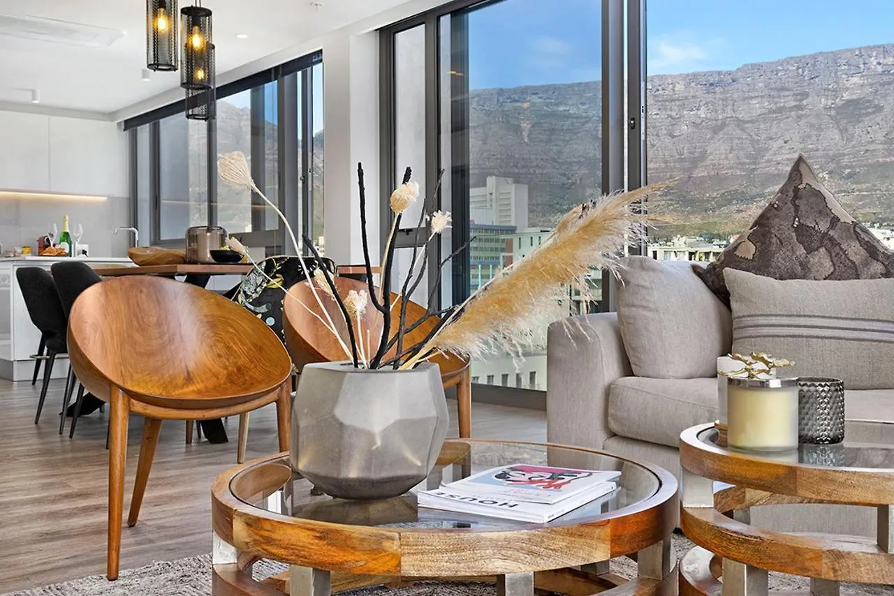 702 On Strand Cape Town - Panoramic Mountain Views 0*,
