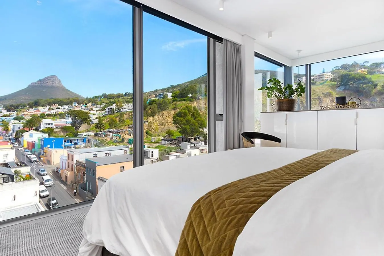 702 On Strand Cape Town - Panoramic Mountain Views Διαμέρισμα
